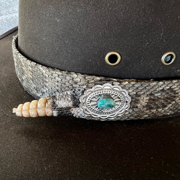 Outback Trading Company Other - OUTBACK ORIGINAL OILSKIN AUSTRALIAN KODIAK WATERPROOF RATTLESNAKE BAND HAT LARGE